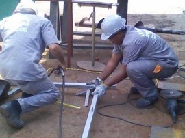 Porta seccionada residencial