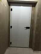 Porta com barra antipânico